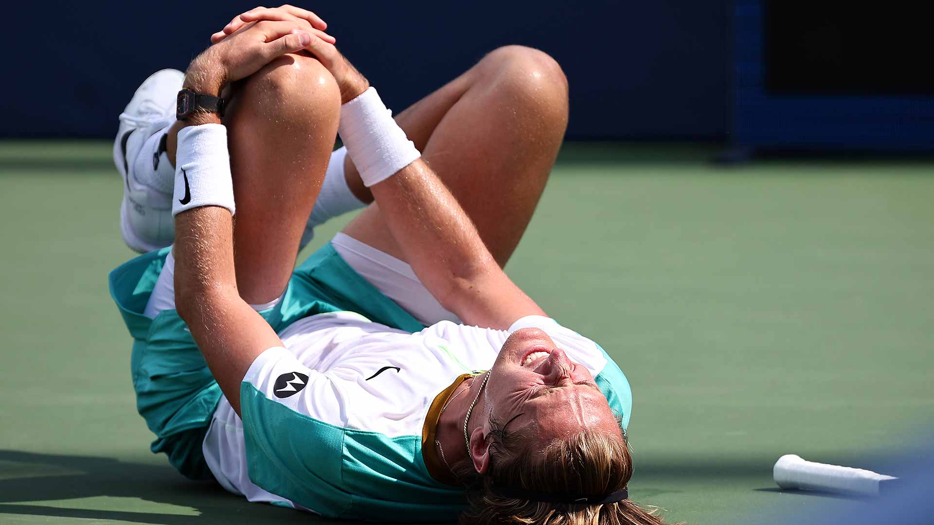 Tokyo Take-Off! Shapovalov Serves Past Johnson