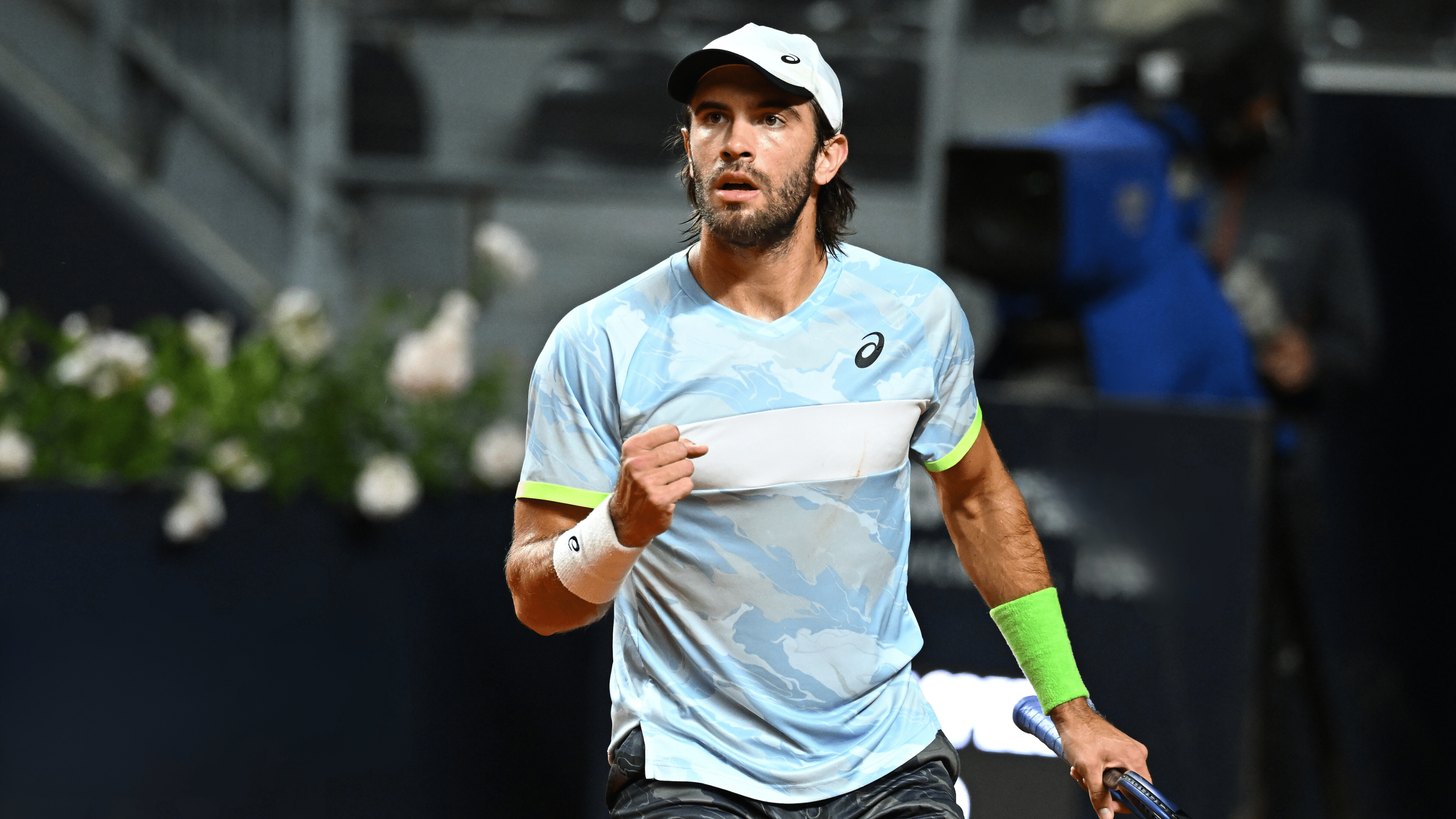 Tokyo Take-Off! Shapovalov Serves Past Johnson
